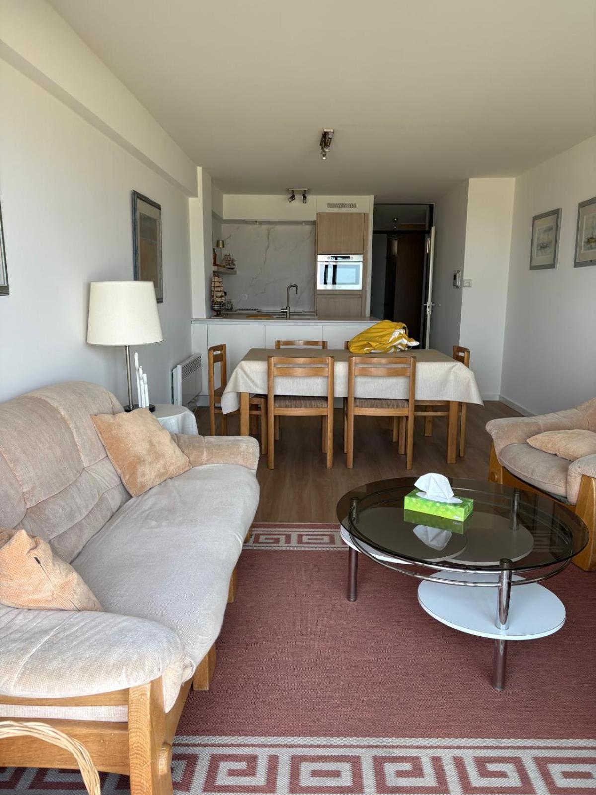 Seagull, Ruim En Volledig Vernieuwd Appartement Met Zeezicht In Westende 米德尔克尔克 外观 照片